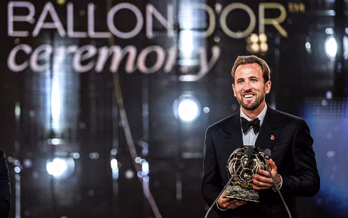 Harry Kane trionfa al Pallone d'Oro 2026, Mbappé secondo e Yamal terzo: tutti i riconoscimenti della serata
