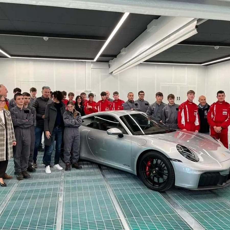 Inaugurato il nuovo laboratorio di carrozzeria all'Enaip di Villazzano