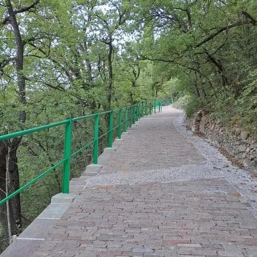 Riaperta tutta la passeggiata Sant'Osvaldo dopo i lavori di sicurezza