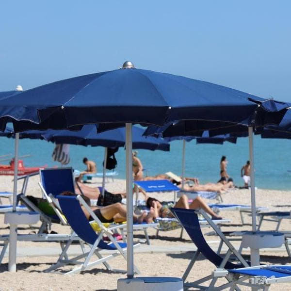 Vacanze, tra luglio e agosto spesi 20 miliardi ma 541 milioni sono dovuti ai rincari