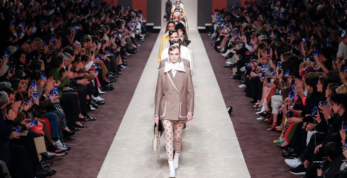 Settimana della Moda di Milano 2026: oltre 200 eventi e un cast di star globali