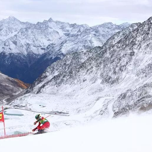 La stagione dello sci riparte da Sölden aspettando Brignone e Goggia