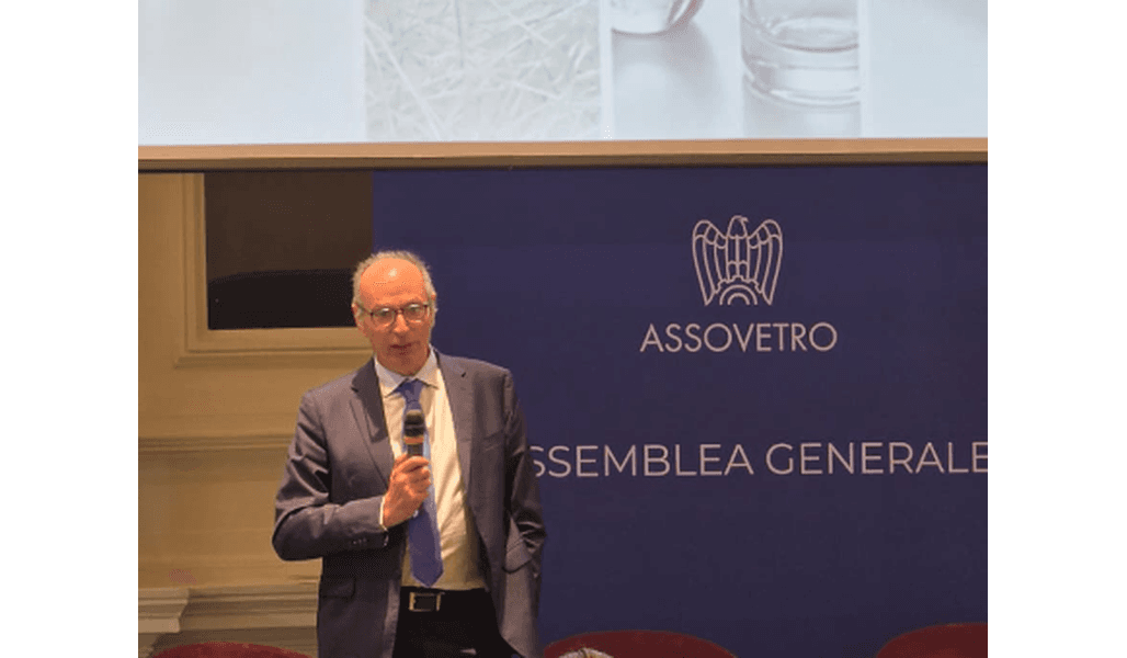 Gas supera gli 80 euro per MWh, preoccupazioni per l'industria del vetro su produzione e investimenti