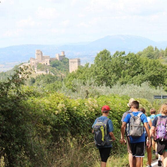250 adolescenti trentini in cammino da Assisi a Loreto dal 24 al 29 agosto