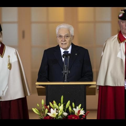 Giornata mondiale del Rifugiato, Mattarella: "Opporre la forza della pace