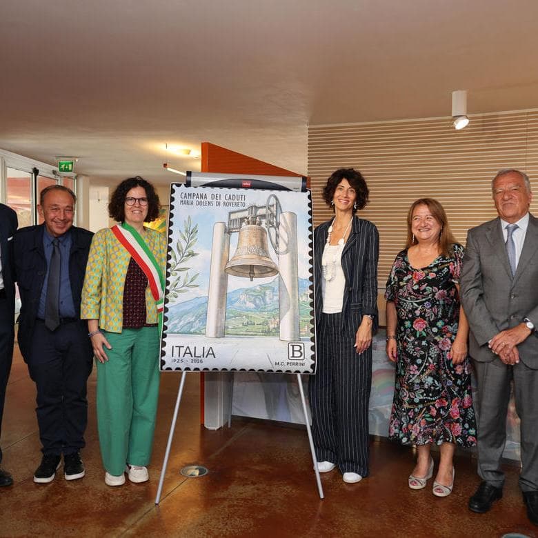 Emesso il francobollo dedicato a Maria Dolens e al suo messaggio di pace