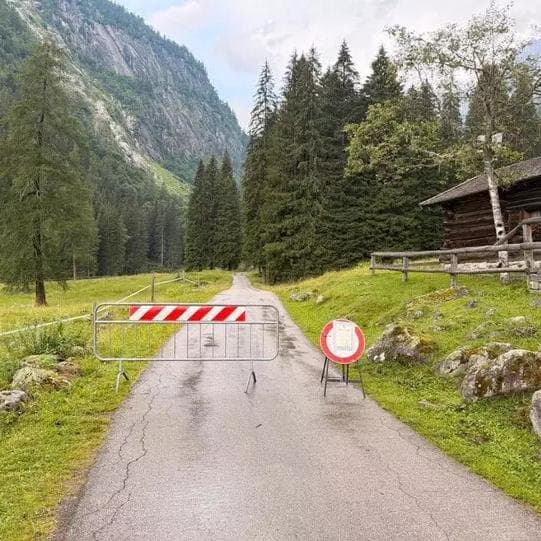 Frana in val Genova, la strada sarà riaperta giovedì mattina