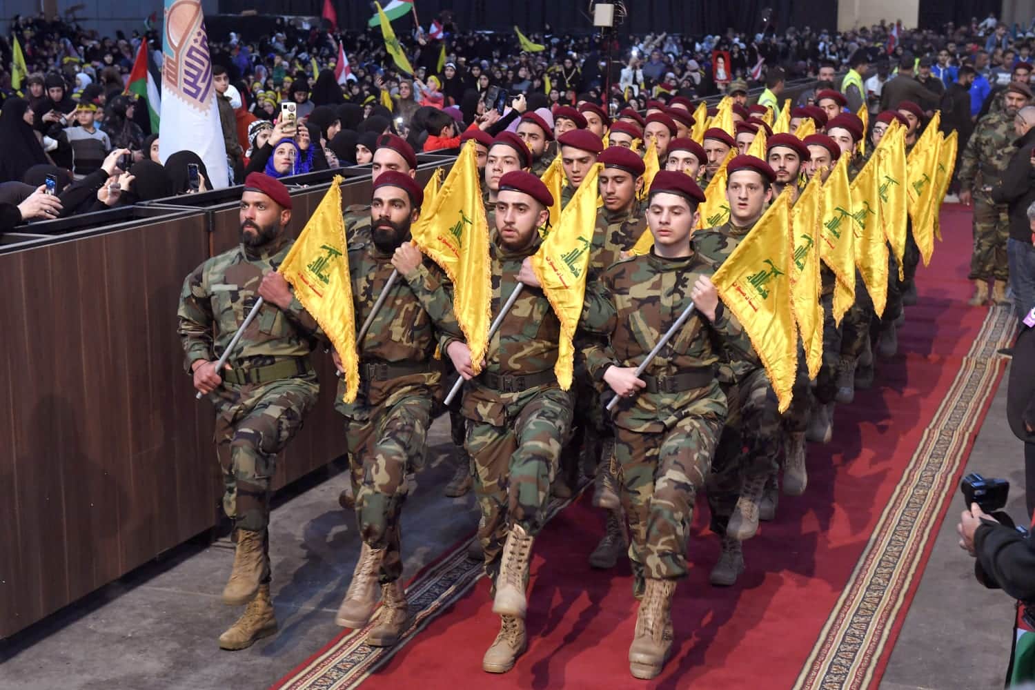 Israele intensifica le operazioni contro Hezbollah nel sud del Libano